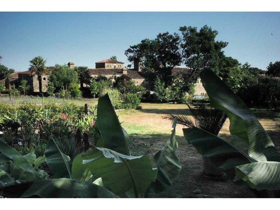 Landevieille Logis De La Robliniere B&B 외부 사진